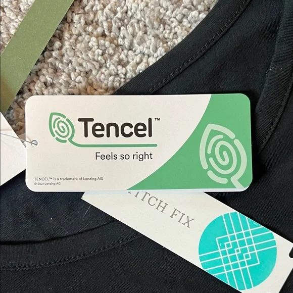 Threads 4 Thought Black Short Sleeve Top - Picture 7 of 8